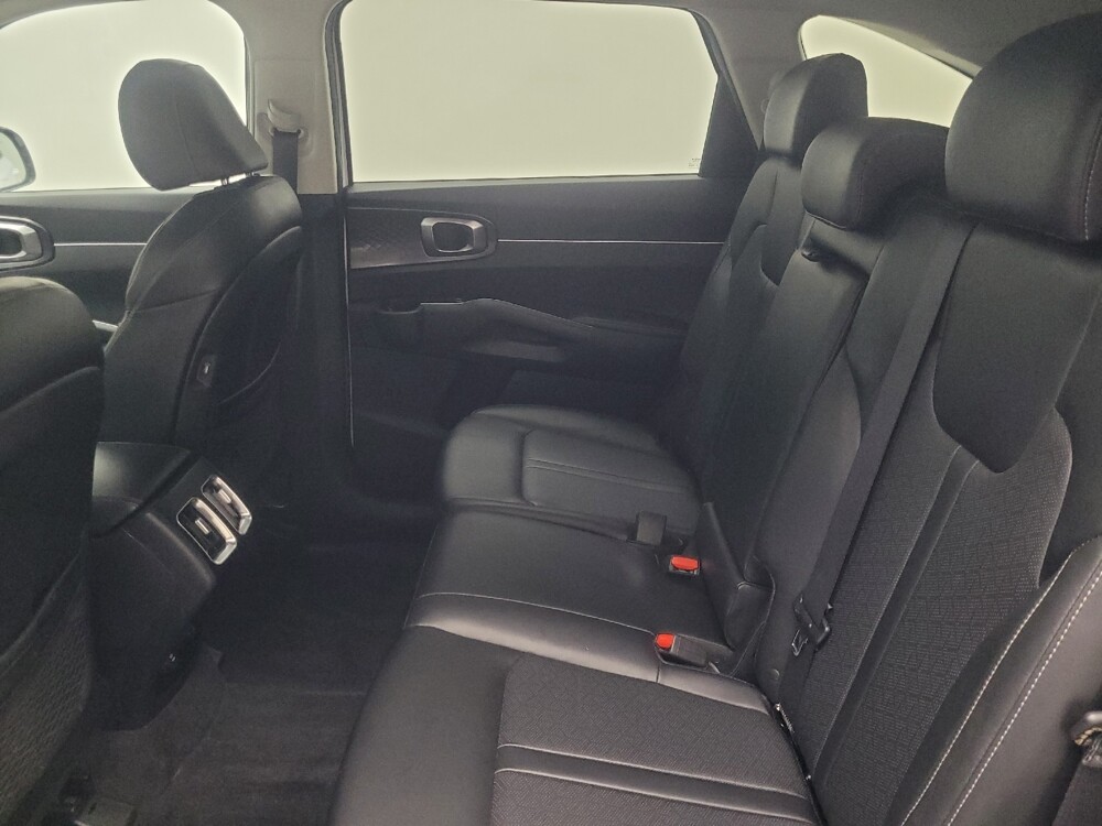 2023 Kia Sorento in Indianapolis, IN 46222 - 18115620 18