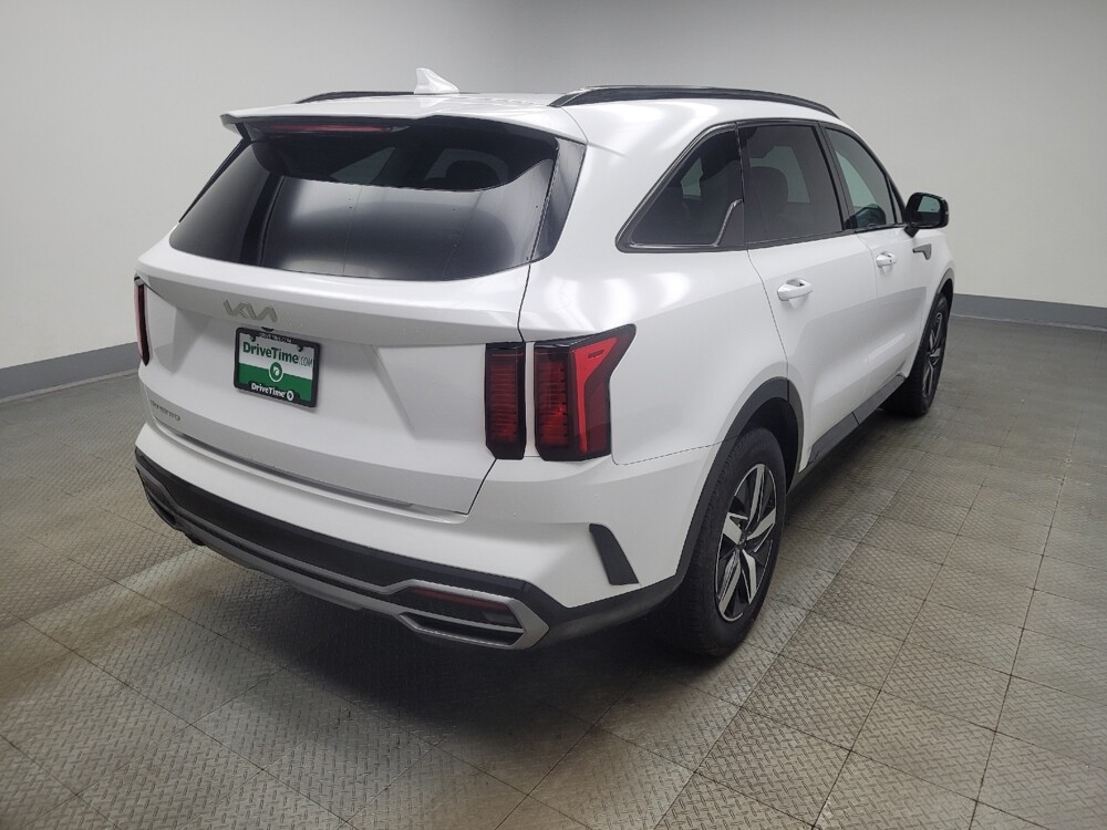2023 Kia Sorento in Indianapolis, IN 46222 - 18115620 9