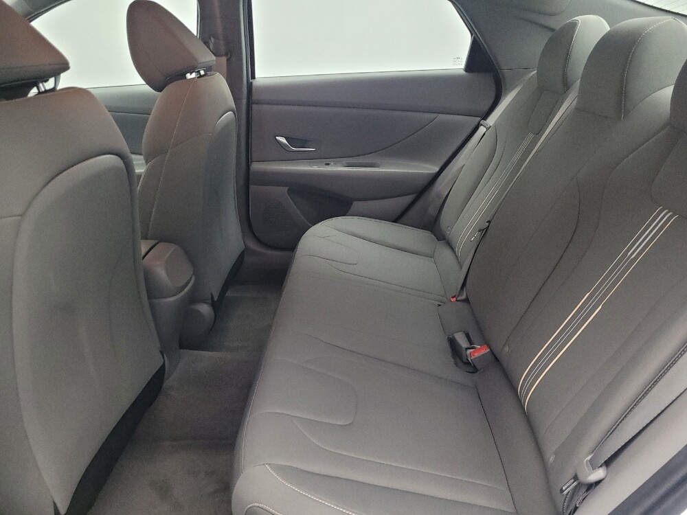 2023 Hyundai Elantra in Lauderdale Lakes, FL 33313 - 18115623 18