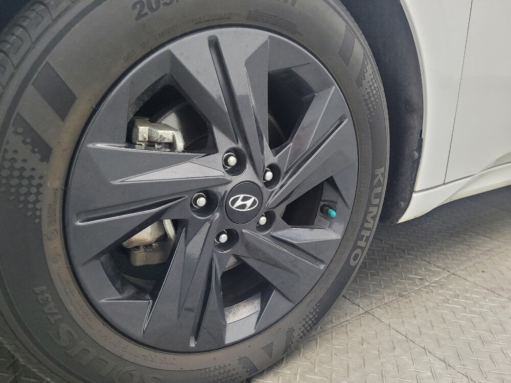 2023 Hyundai Elantra in Lauderdale Lakes, FL 33313 - 18115623 31