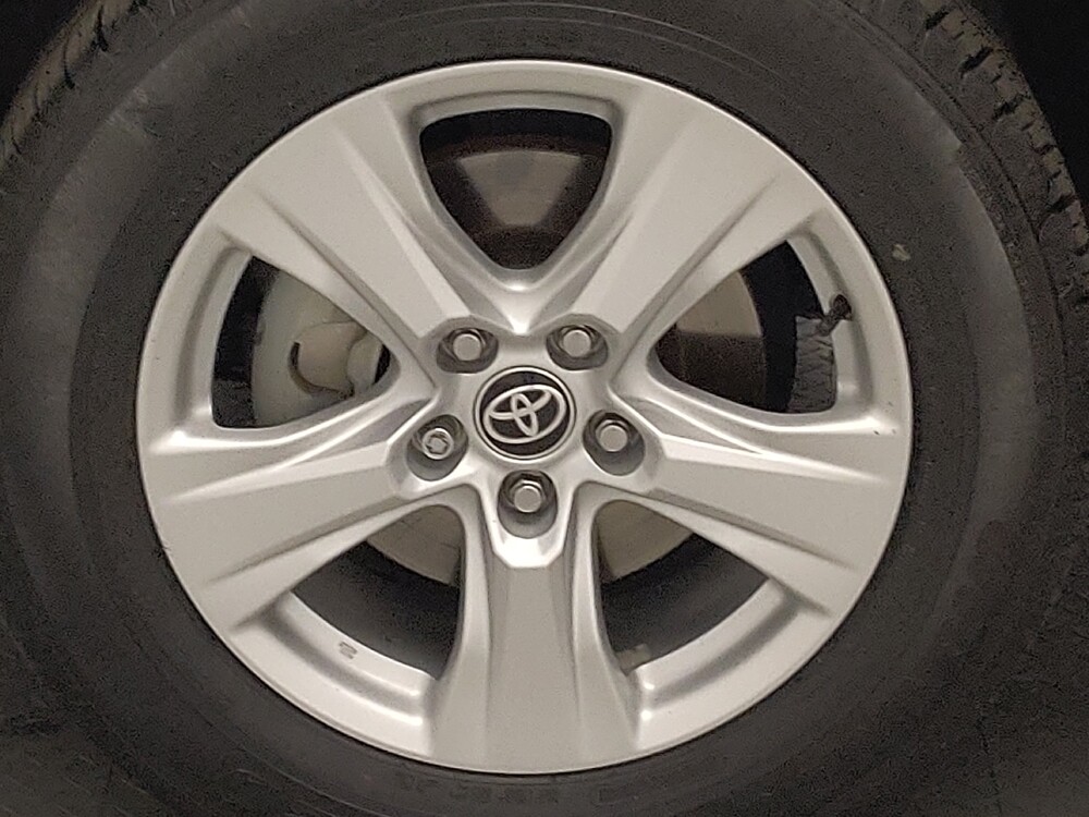 2021 Toyota RAV4 in Lubbock, TX 79424 - 18115625 31