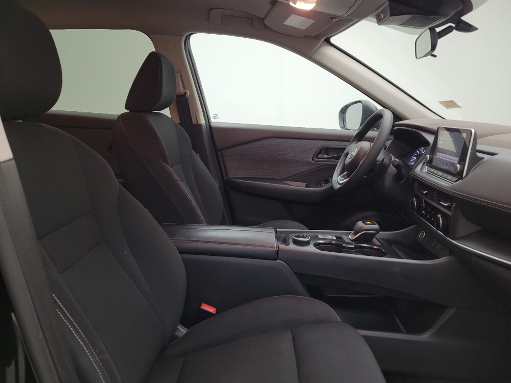 2023 Nissan Rogue in Cincinnati, OH 45255 - 18115627 21