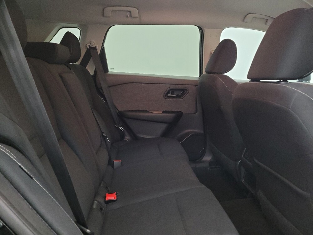 2023 Nissan Rogue in Cincinnati, OH 45255 - 18115627 19