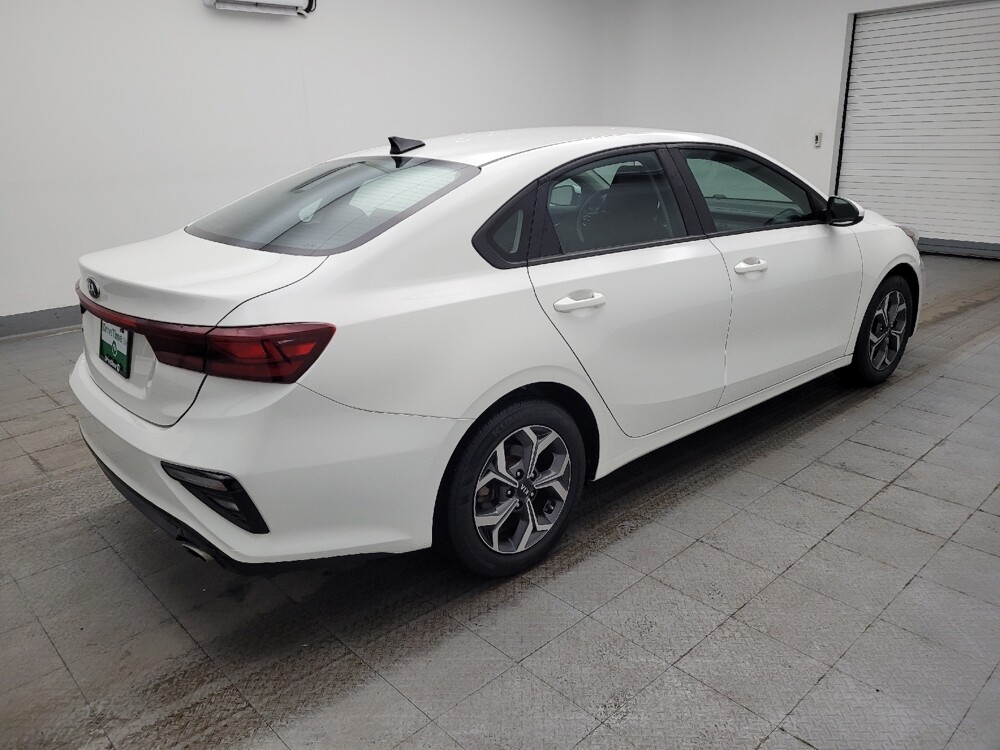 2019 Kia Forte in Cincinnati, OH 45255 - 18115628 10