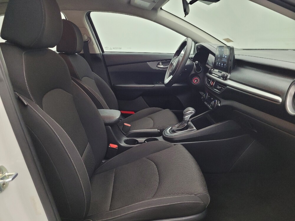 2019 Kia Forte in Cincinnati, OH 45255 - 18115628 21