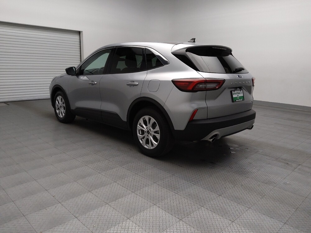 2023 Ford Escape in Oklahoma City, OK 73139 - 18115632 5