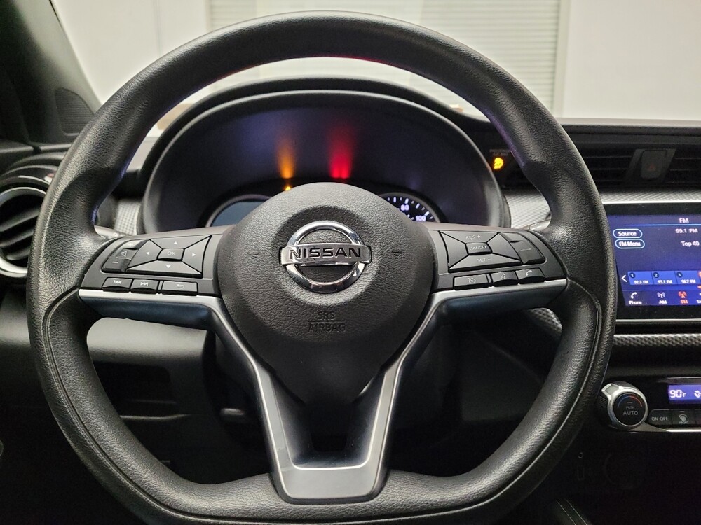 2020 Nissan Kicks in Downey, CA 90241 - 18115635 22