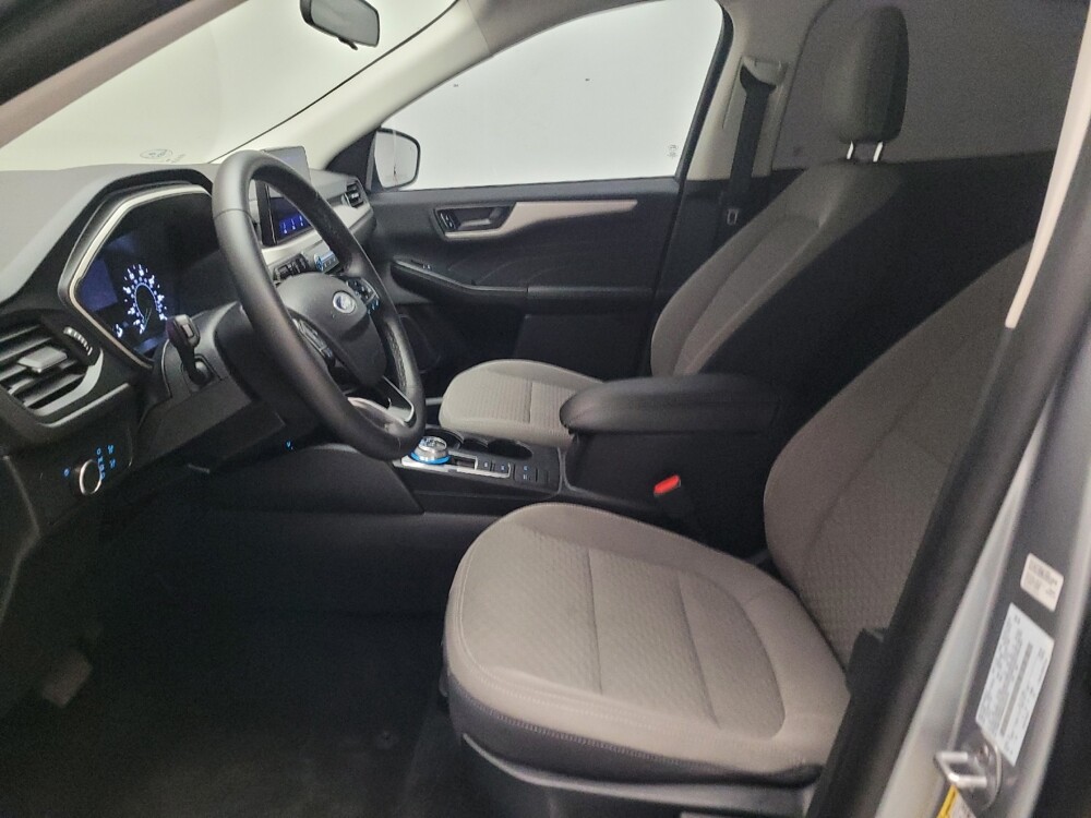 2022 Ford Escape in Downey, CA 90241 - 18115636 17