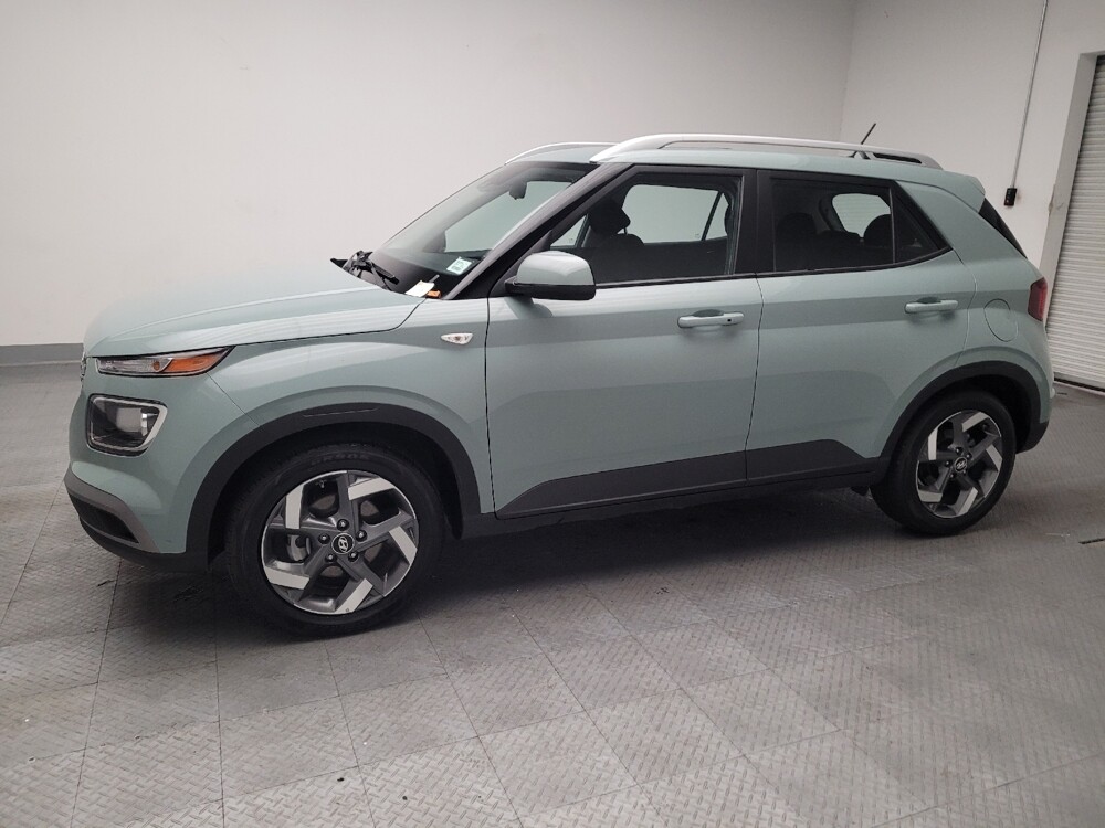 2025 Hyundai Venue in Riverside, CA 92504 - 18115637 2