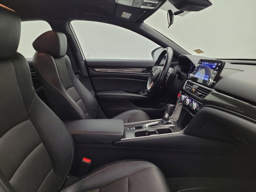 2020 Honda Accord in Fairfield, OH 45014 - 18115639 21
