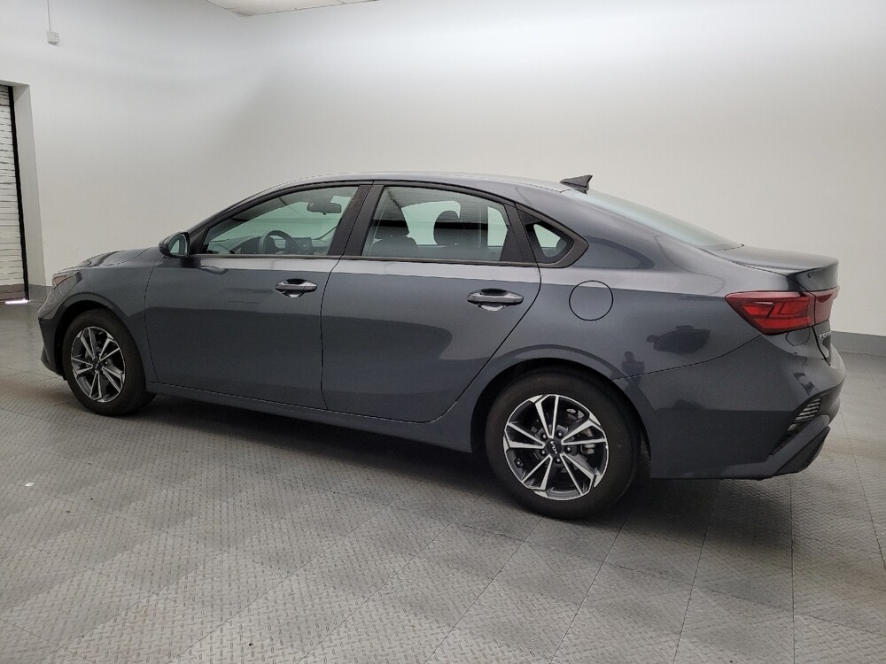 2023 Kia Forte in Phoenix, AZ 85022 - 18115645 3