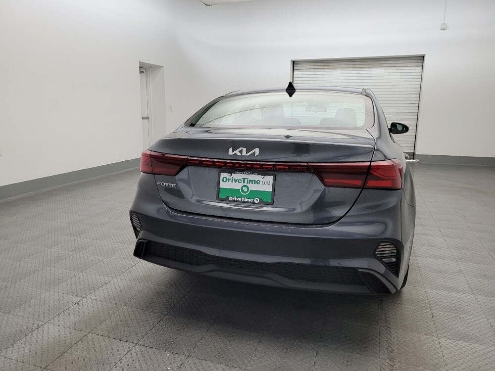 2023 Kia Forte in Phoenix, AZ 85022 - 18115645 7