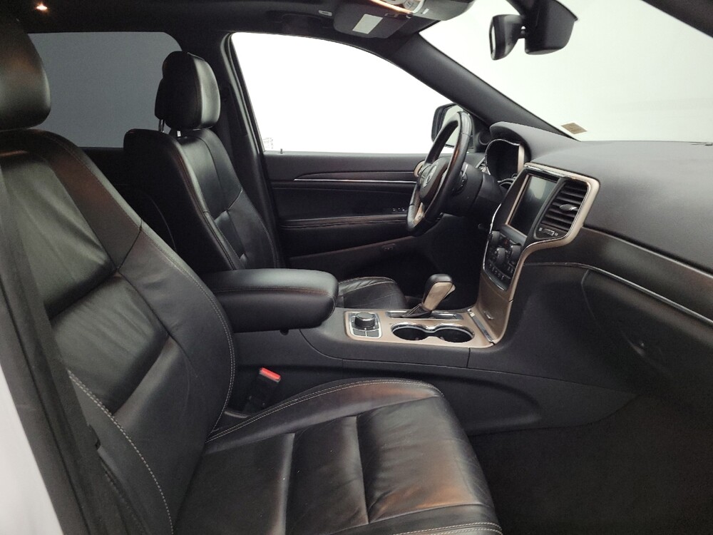 2017 Jeep Grand Cherokee in Louisville, KY 40258 - 18115646 21