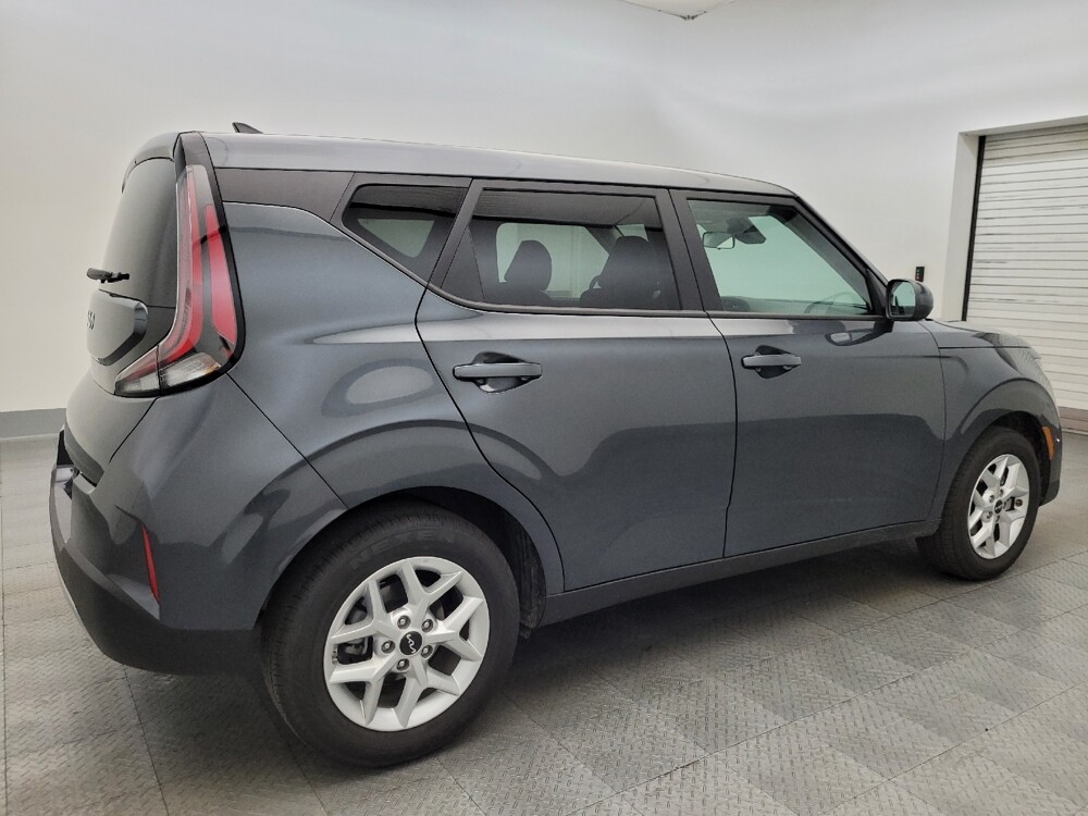 2025 Kia Soul in Phoenix, AZ 85015 - 18115650 10