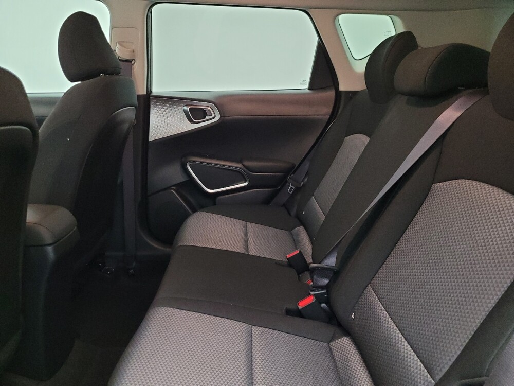 2025 Kia Soul in Phoenix, AZ 85015 - 18115650 18