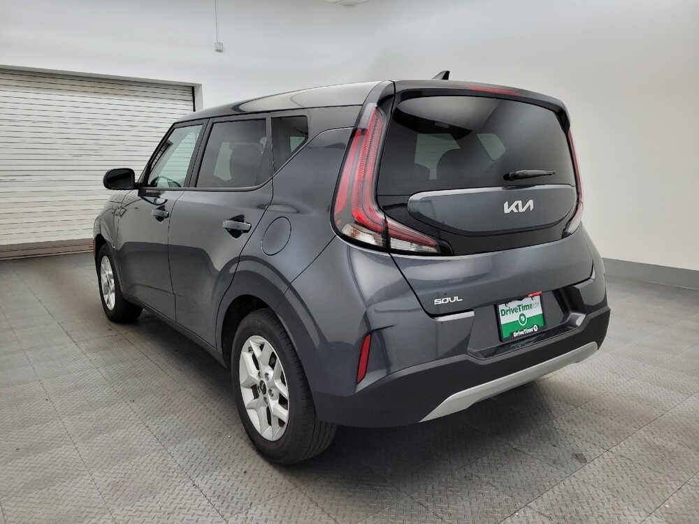 2025 Kia Soul in Phoenix, AZ 85015 - 18115650 5