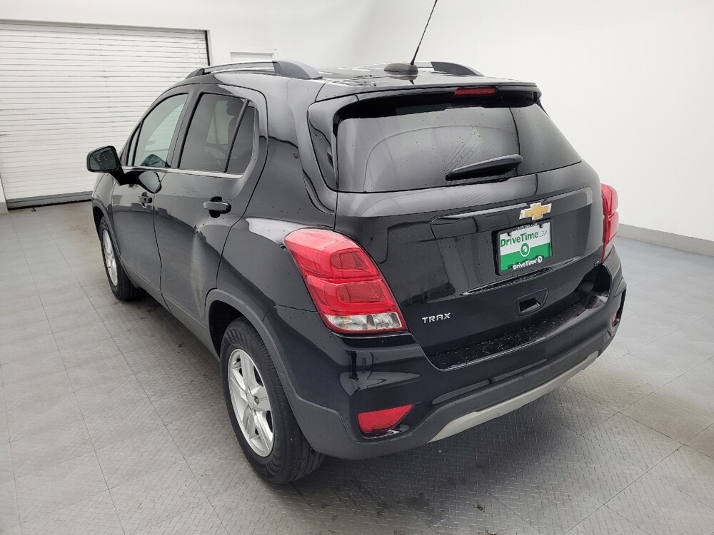 2020 Chevrolet Trax in Fayetteville, NC 28304 - 18115653 5