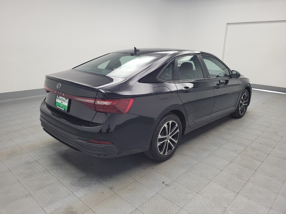 2025 Volkswagen Jetta in Antioch, TN 37013 - 18115656 9