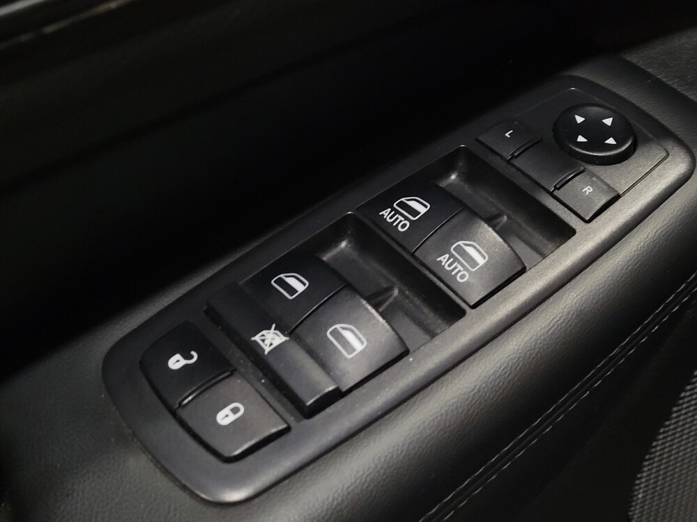 2019 Jeep Grand Cherokee in Woodbridge, VA 22191 - 18115661 27