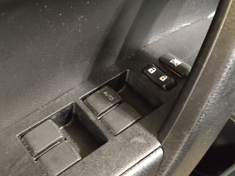 2016 Toyota Corolla in Lewisville, TX 75067 - 18115662 27