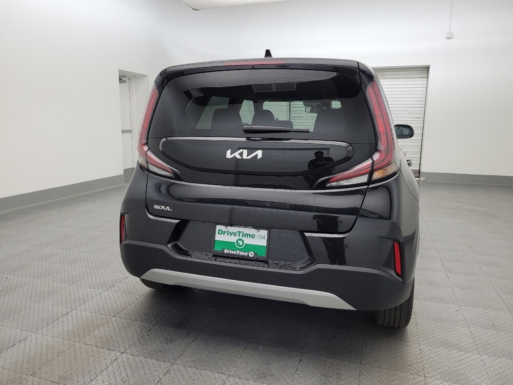 2025 Kia Soul in Phoenix, AZ 85022 - 18115663 7