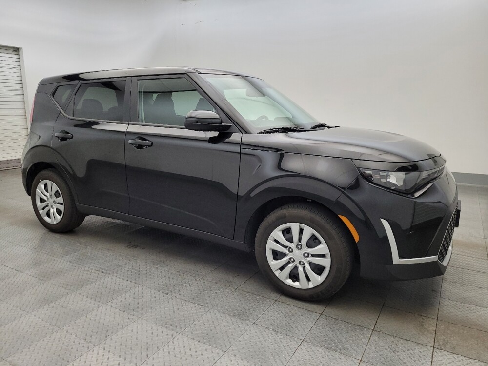 2025 Kia Soul in Phoenix, AZ 85022 - 18115663 11