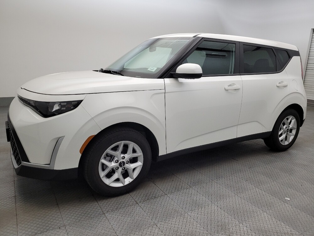 2025 Kia Soul in Tucson, AZ 85705 - 18115670 2