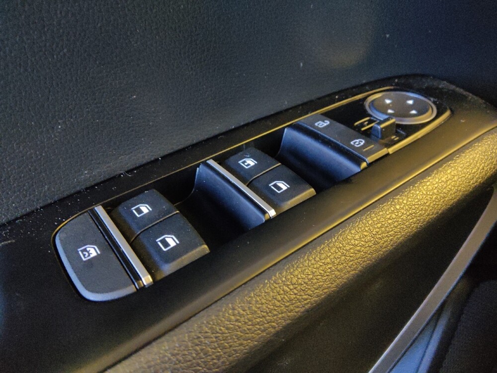 2025 Kia Soul in Tucson, AZ 85705 - 18115670 27