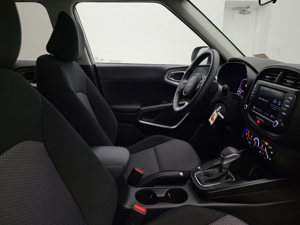 2025 Kia Soul in Tucson, AZ 85705 - 18115670 21