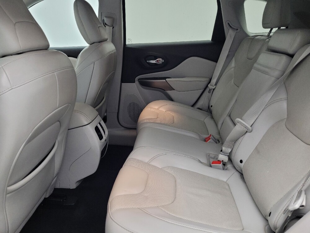 2019 Jeep Cherokee in Charleston, SC 29414 - 18115677 18