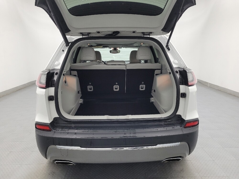 2019 Jeep Cherokee in Charleston, SC 29414 - 18115677 29