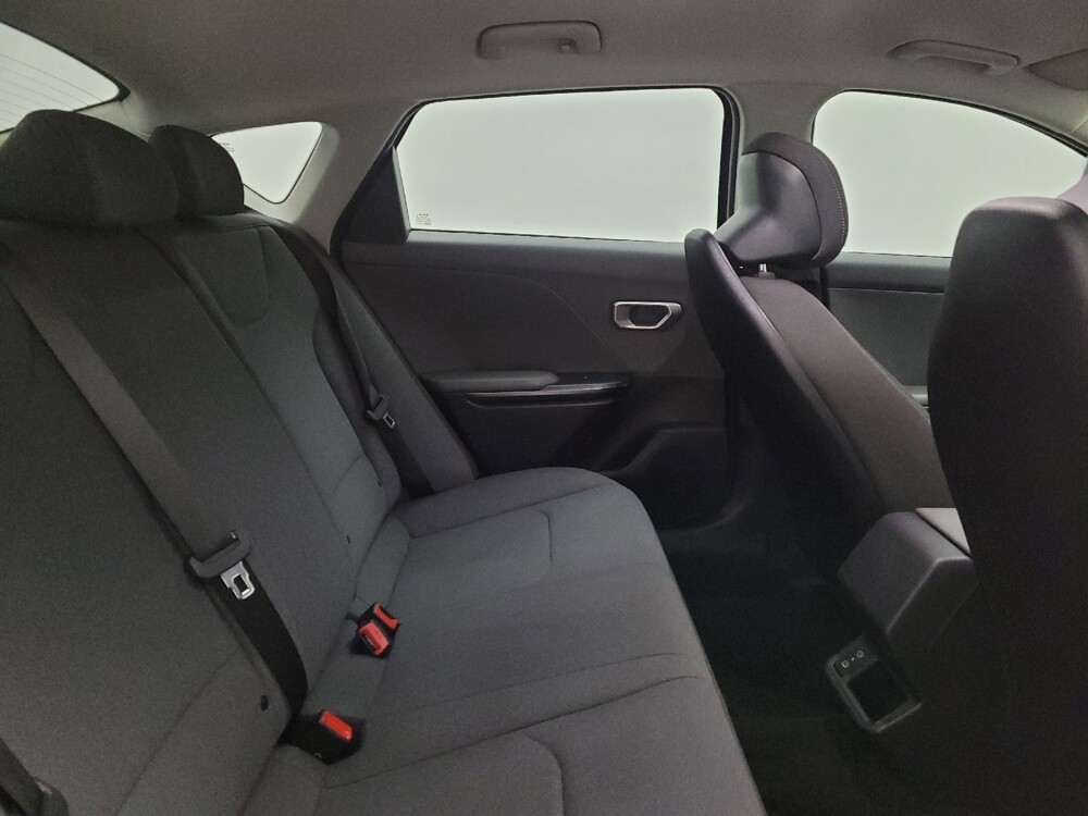 2025 Kia K4 in Columbus, OH 43228 - 18115682 19