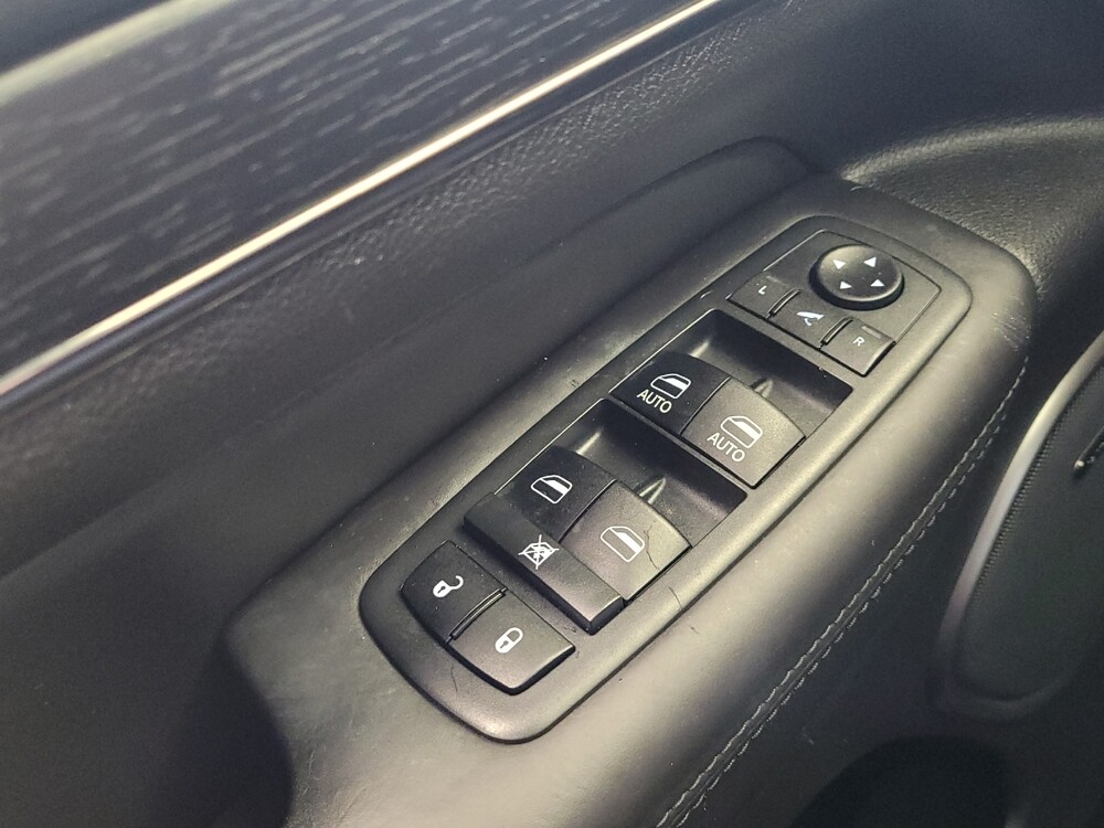 2019 Jeep Grand Cherokee in Columbus, OH 43228 - 18115684 27