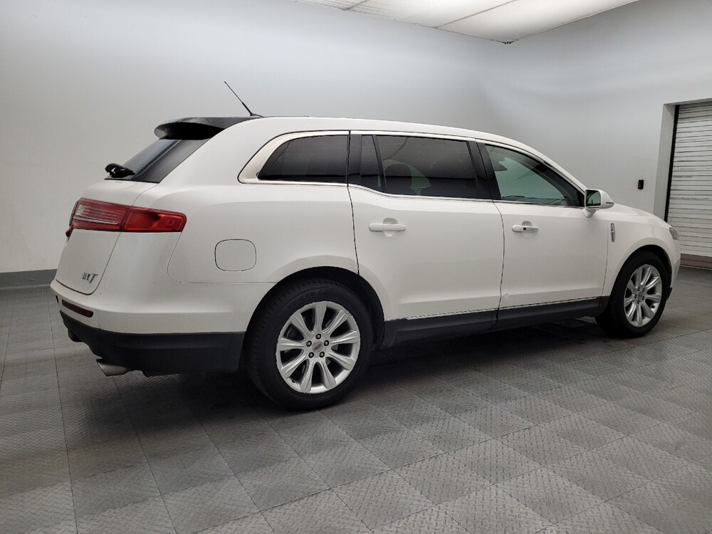 2018 Lincoln MKT in Tucson, AZ 85705 - 18115692 10