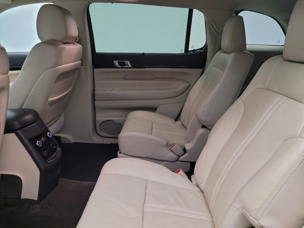 2018 Lincoln MKT in Tucson, AZ 85705 - 18115692 18