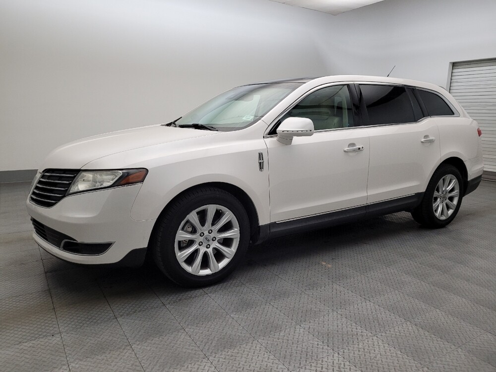 2018 Lincoln MKT in Tucson, AZ 85705 - 18115692 2