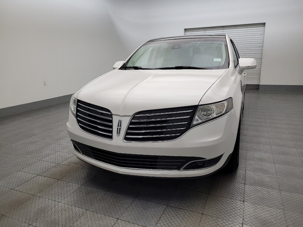 2018 Lincoln MKT in Tucson, AZ 85705 - 18115692 15
