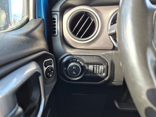 2020 Jeep Gladiator in Wadena, MN 56482 - 18115702 26