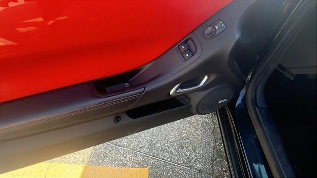 2010 Chevrolet Camaro in Greenville, SC 29607 - 18115719 24