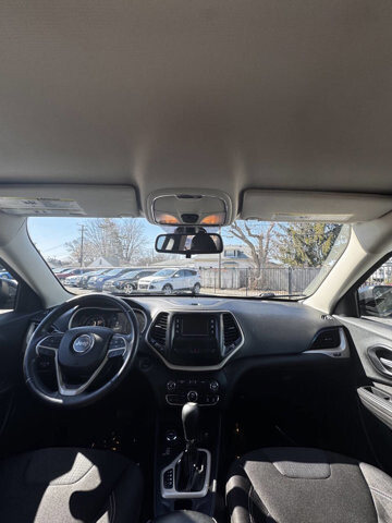 2015 Jeep Cherokee in Eastpointe, MI 48021 - 18115725 7