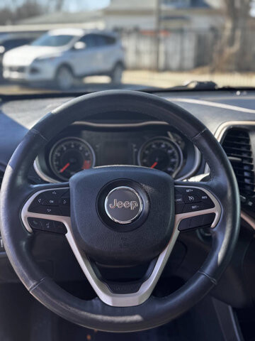 2015 Jeep Cherokee in Eastpointe, MI 48021 - 18115725 10