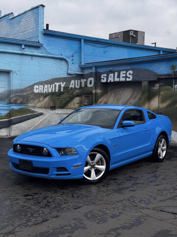 2013 Ford Mustang in Eastpointe, MI 48021 - 18115726 3