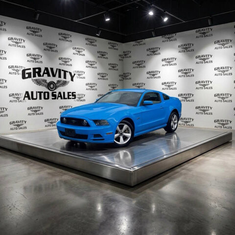 2013 Ford Mustang in Eastpointe, MI 48021 - 18115726