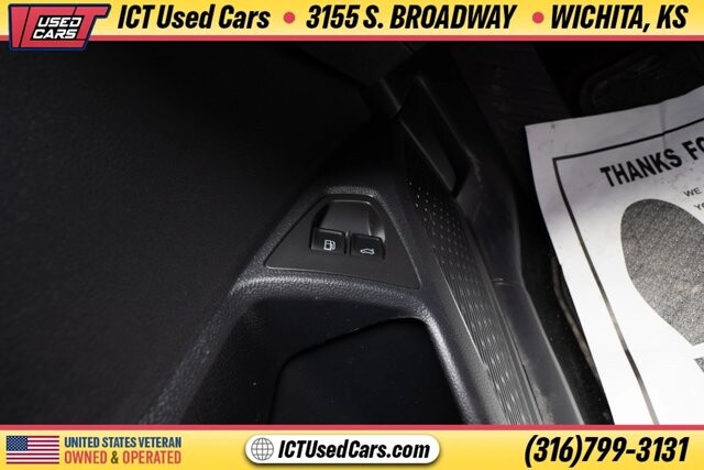 2021 Volkswagen Jetta in Wichita, KS 67216 - 18115732 19