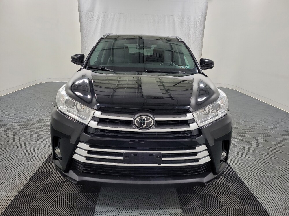 2017 Toyota Highlander in Allentown, PA 18103 - 18115744 14
