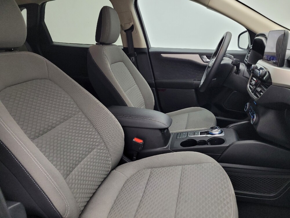 2020 Ford Escape in Fayetteville, NC 28304 - 18115745 21