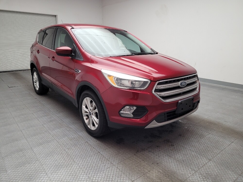 2017 Ford Escape in Downey, CA 90241 - 18115748 13