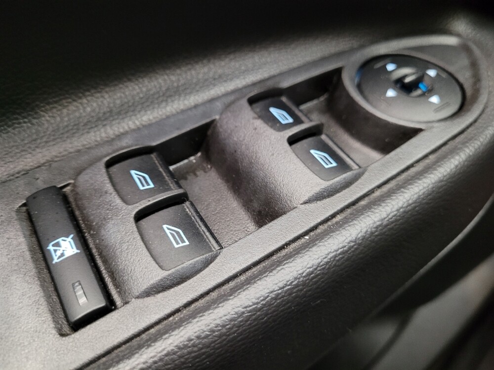 2017 Ford Escape in Downey, CA 90241 - 18115748 27