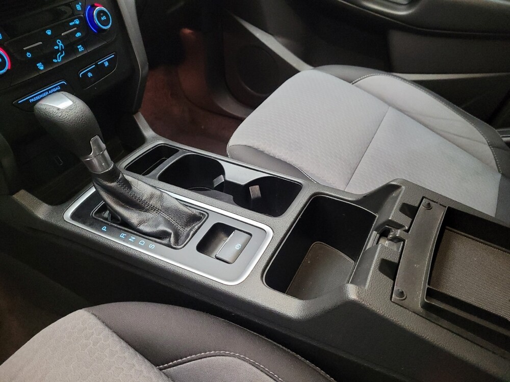 2017 Ford Escape in Downey, CA 90241 - 18115748 26