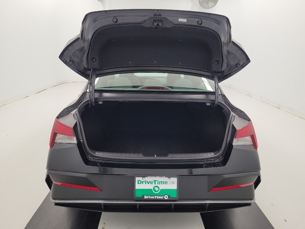 2024 Hyundai Elantra in Houston, TX 77074 - 18115762 29
